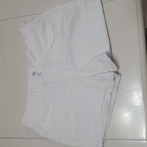 SO brand white shorts